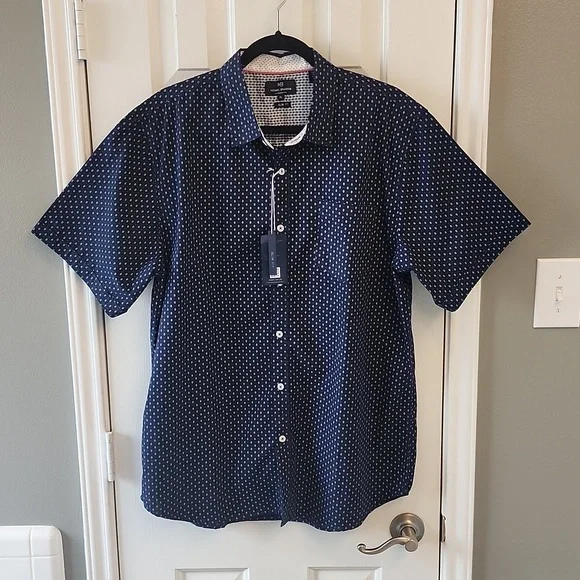 Michael Brandon Shirts | Michael Brandon Shirt | Color: Blue/White | Size: Xl | Timisluv32's Closet Michael Brandon Shirts | Michael Brandon Shirt | Color: Blue/White | Size: Xl | Timisluv32's Closet